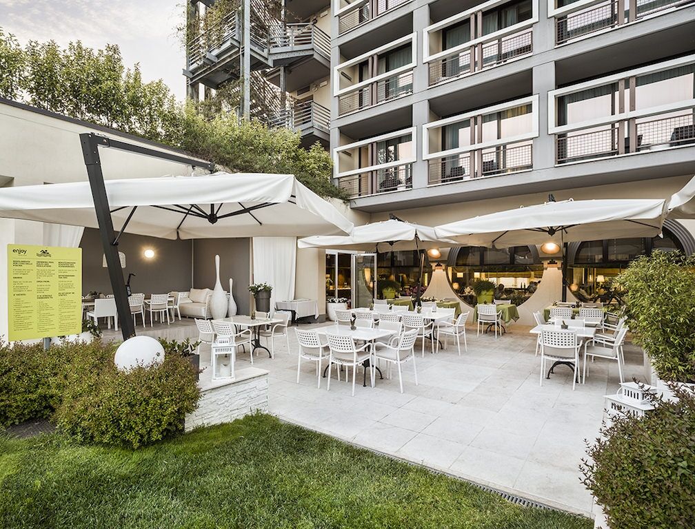 Enjoy Garda Hotel 4*